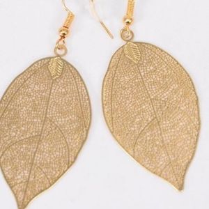 Leaf earrings